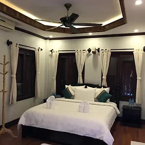 Meuang Lao Guest house